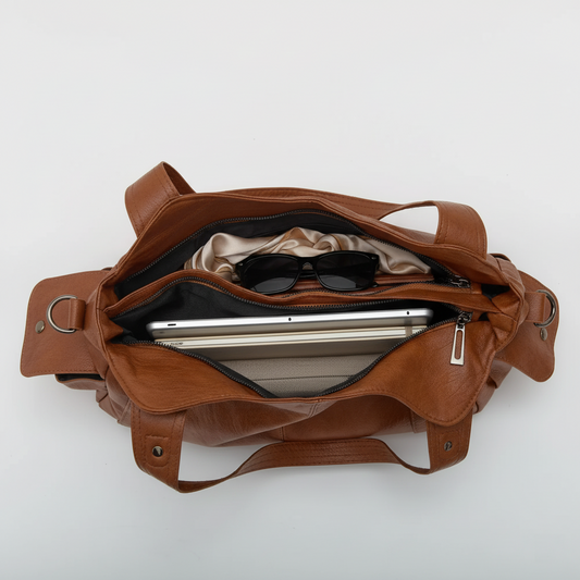 Le Louvre | Shoulder Bag
